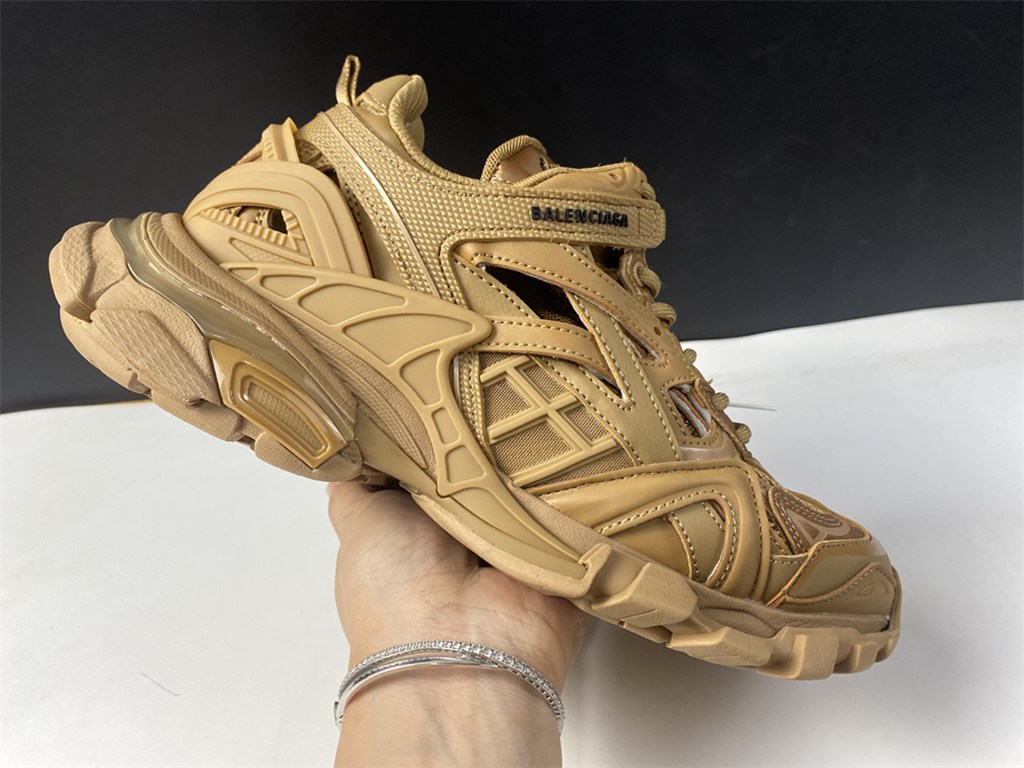 4.0 BLG Track TRAINER